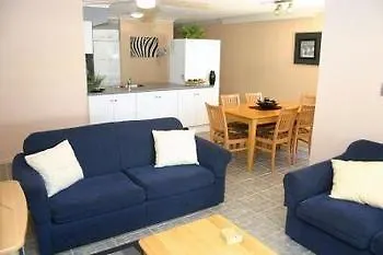 Santa Fe Apartments Labrador Aparthotel