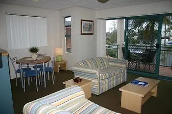 Santa Fe Apartments Labrador